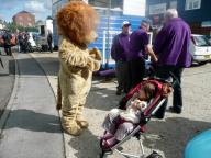 Has that lion eaten my daddy